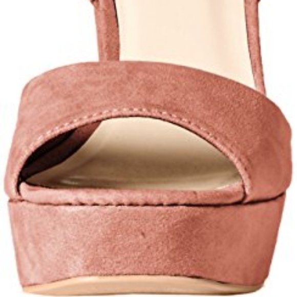 QUPID Suede Chunky Ankle Strap Platform Sandals NWOT! - Picture 4 of 8